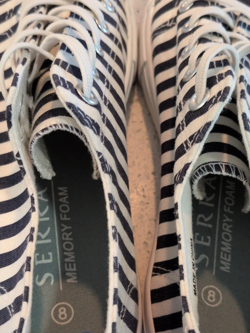 SERRA Memory Foam Striped Canvas Lace Sneakers - Navy & White Size 8 Woman's New